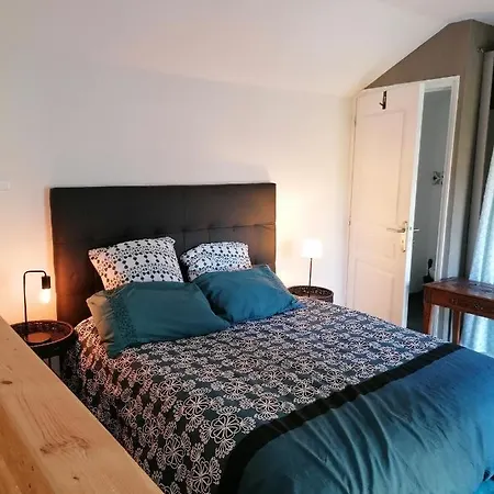 Ferienwohnung Le Garni Vendemiaire Vesoul Exterior foto